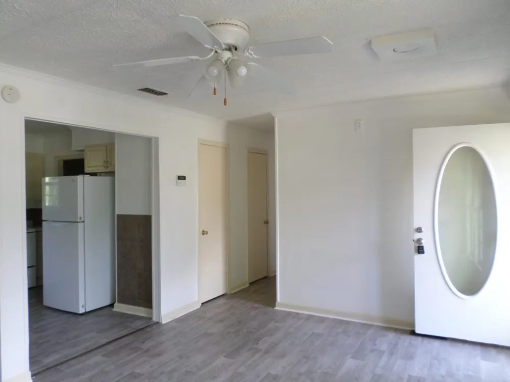 200 Cross St Bolivar, TN 38008