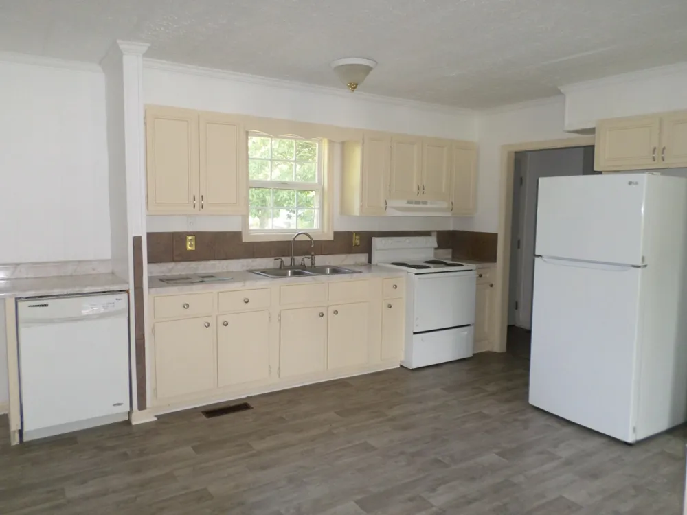 200 Cross St Bolivar, TN 38008