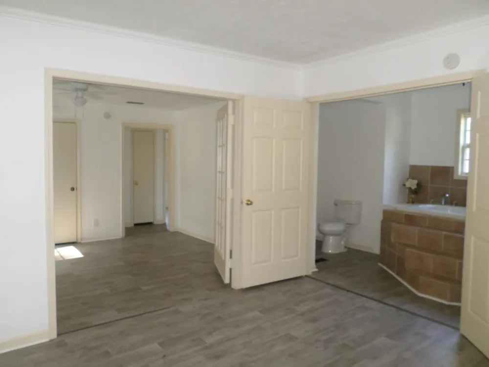 200 Cross St Bolivar, TN 38008