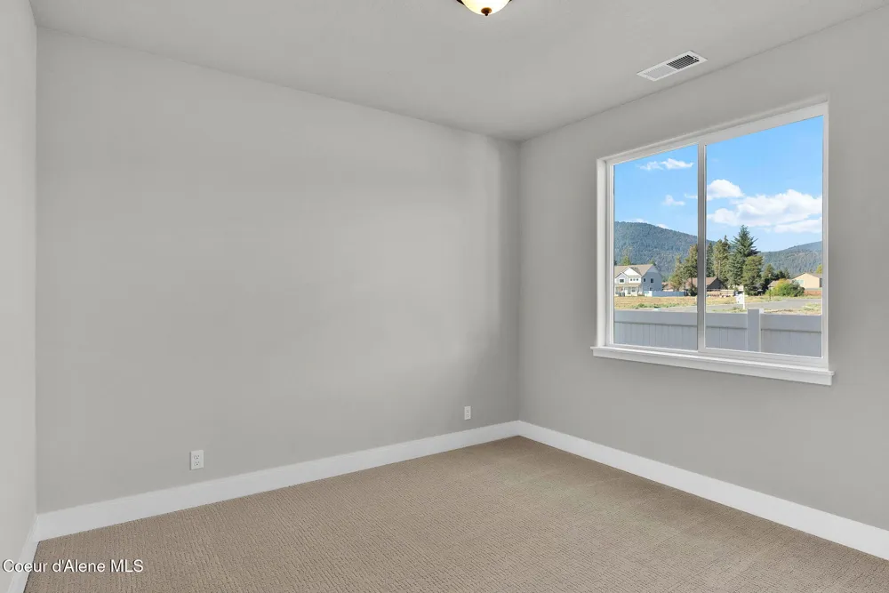 9015 CALIFORNIA STREET Rathdrum, ID 83858