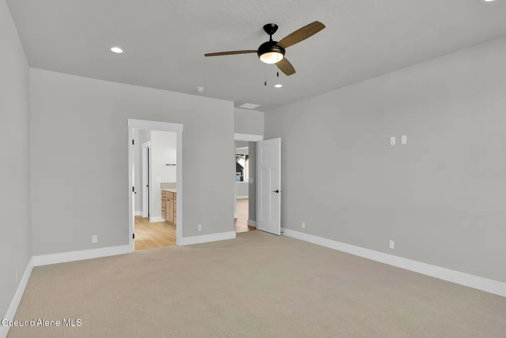 9015 CALIFORNIA STREET Rathdrum, ID 83858