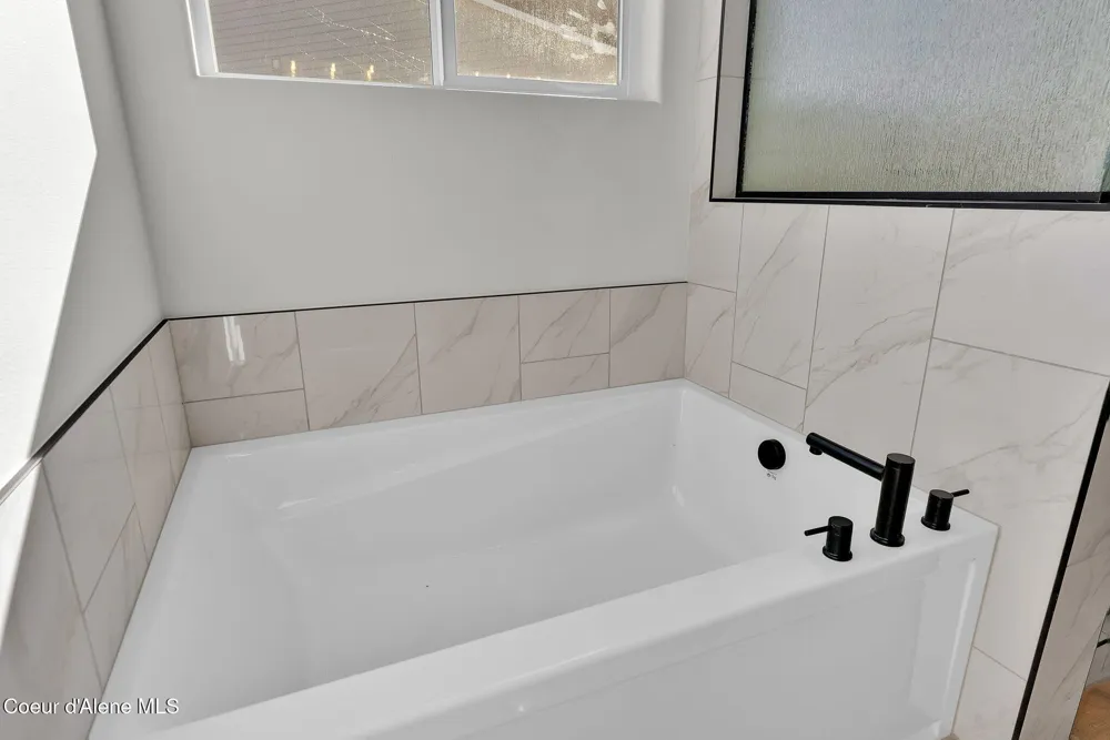 9015 CALIFORNIA STREET Rathdrum, ID 83858