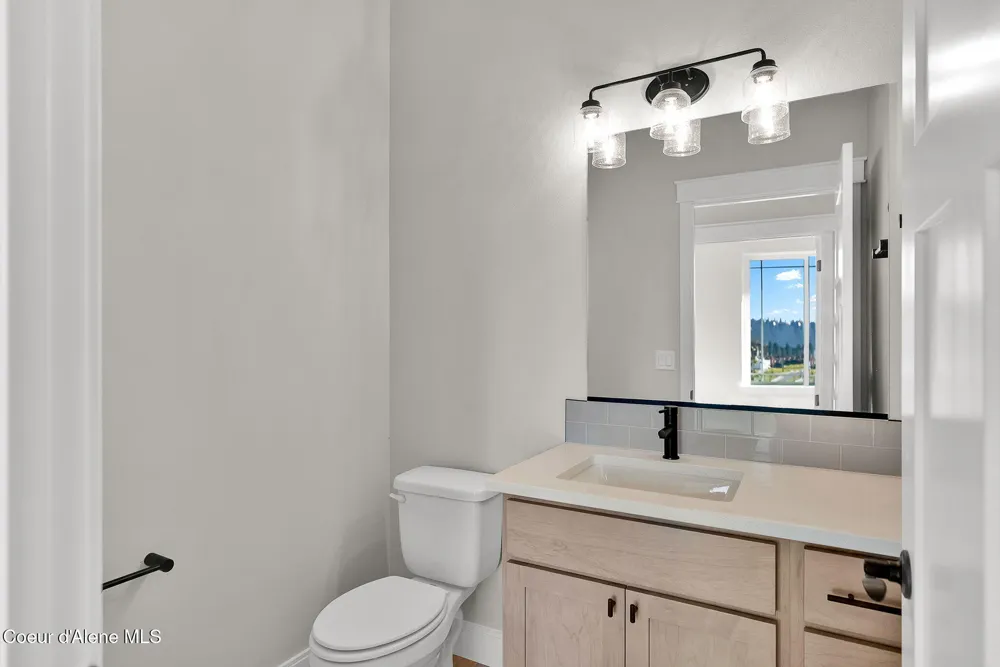 9015 CALIFORNIA STREET Rathdrum, ID 83858