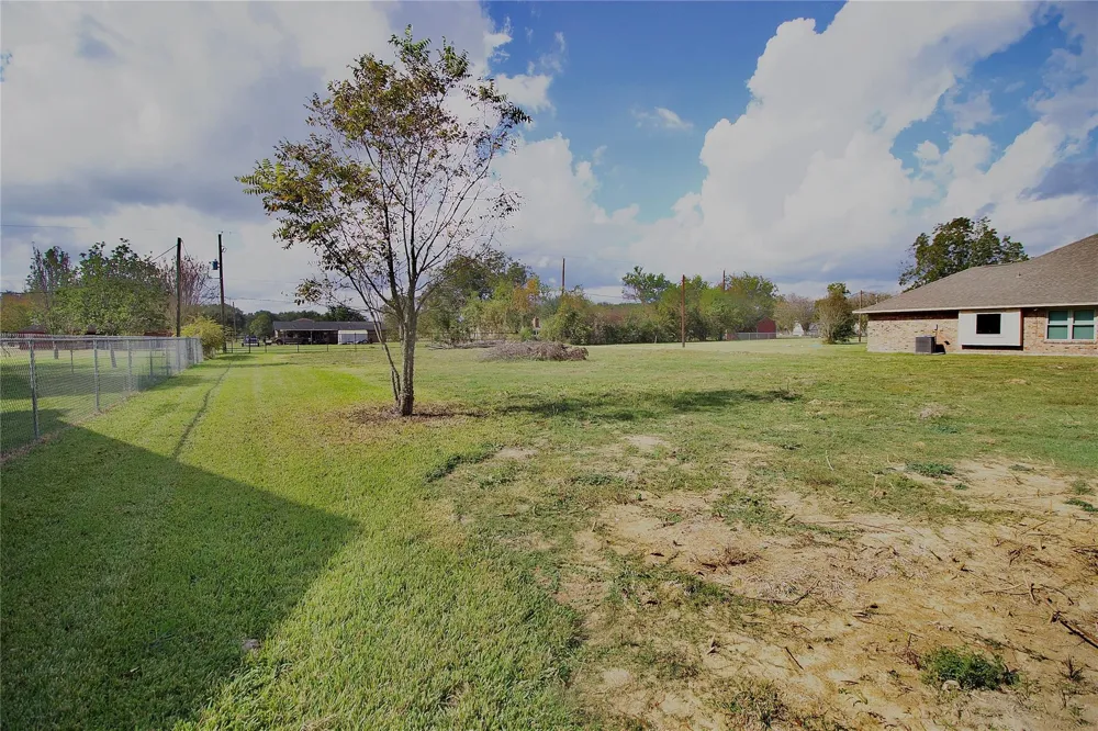 10307 Sralla Road Crosby, TX 77532