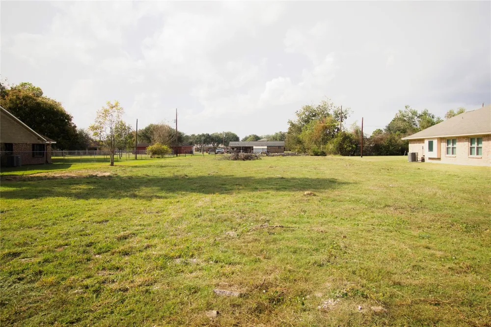 10307 Sralla Road Crosby, TX 77532