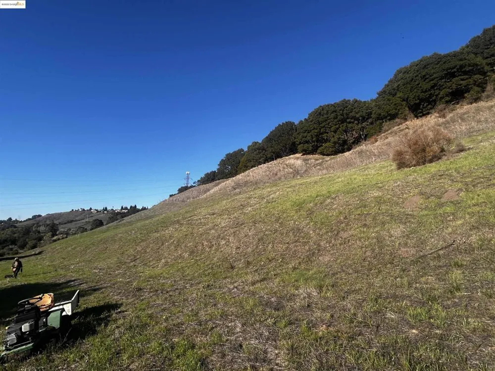 15 Abbie Ln El Sobrante, CA 94803