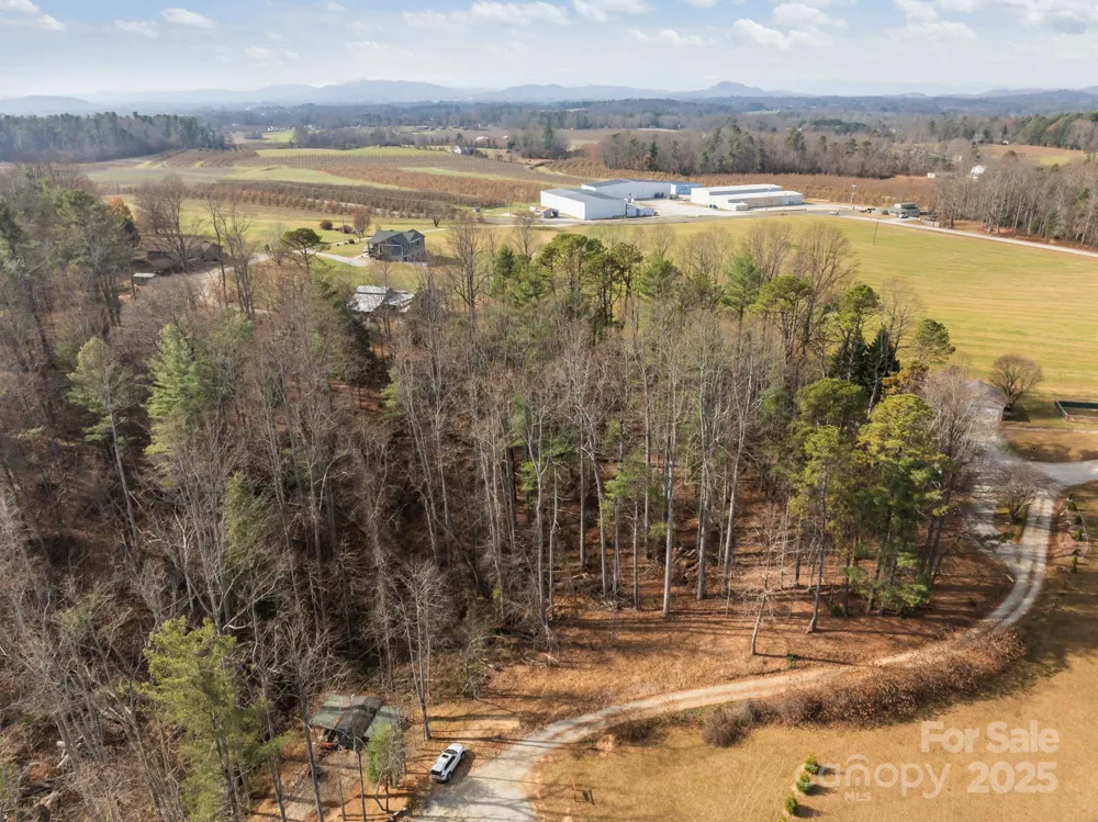 99999 Twin Lakes Drive Flat Rock, NC 28792