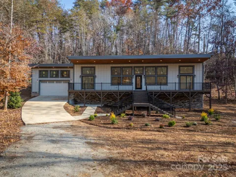 152 Golden Creek Trail