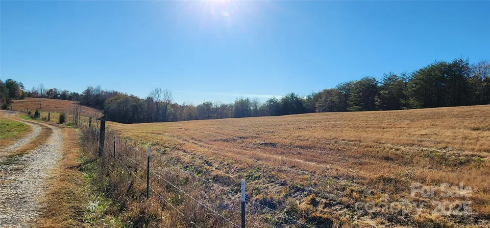 151 Cobb Road Blacksburg, SC 29702