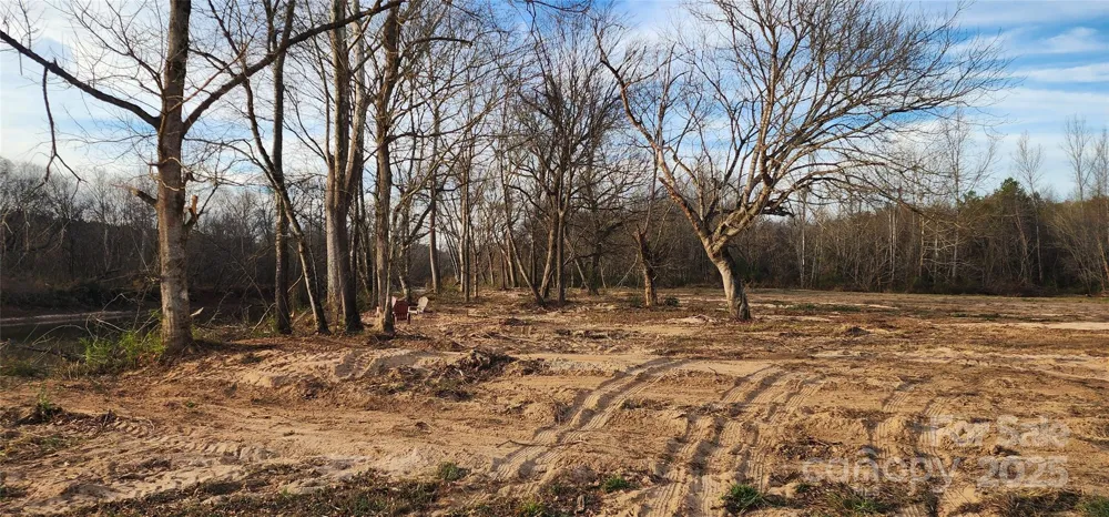 151 Cobb Road Blacksburg, SC 29702