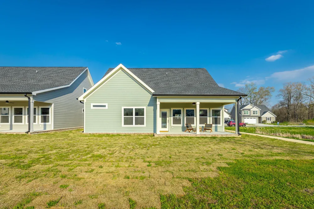404 Willow Grove Court Ringgold, GA 30736