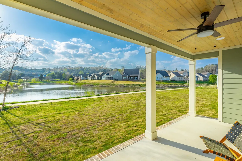 404 Willow Grove Court Ringgold, GA 30736