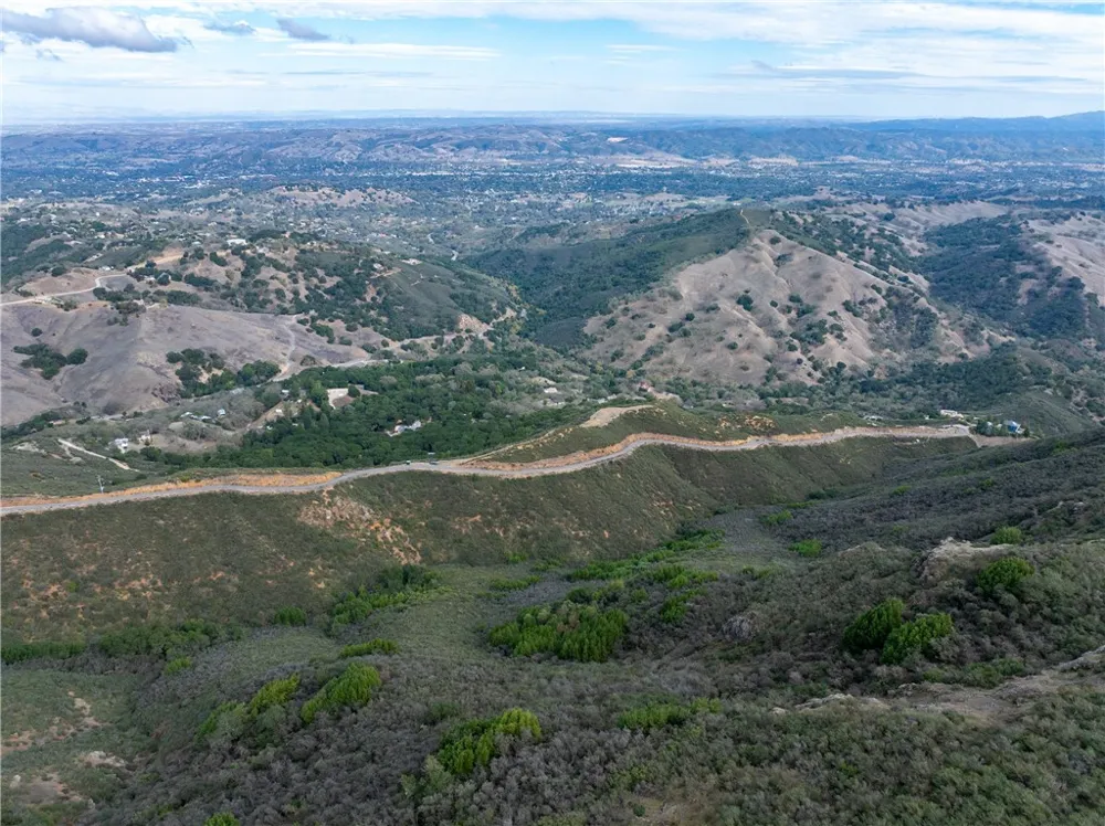 13730 Falcon Atascadero, CA 93422
