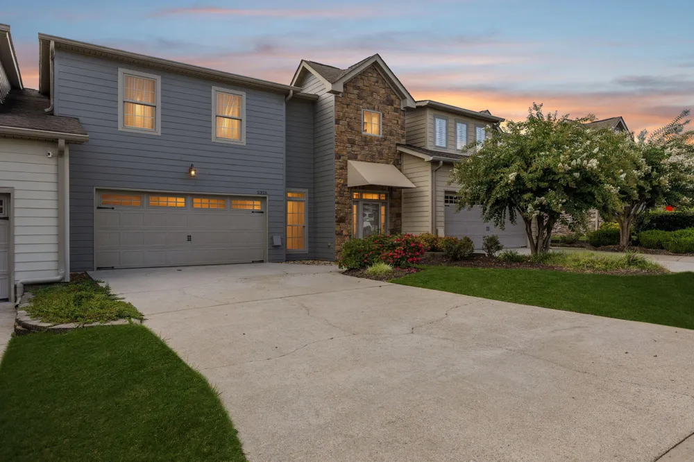 2325 Rivendell Lane Chattanooga, TN 37421
