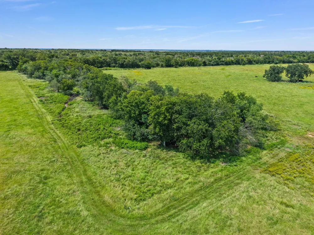 2970 County Road 270 Cameron, TX 76520