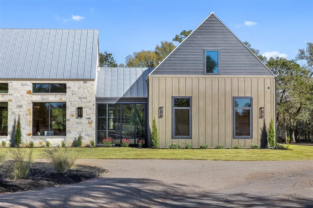 226 Hackemack Rd Round Top, TX 78954