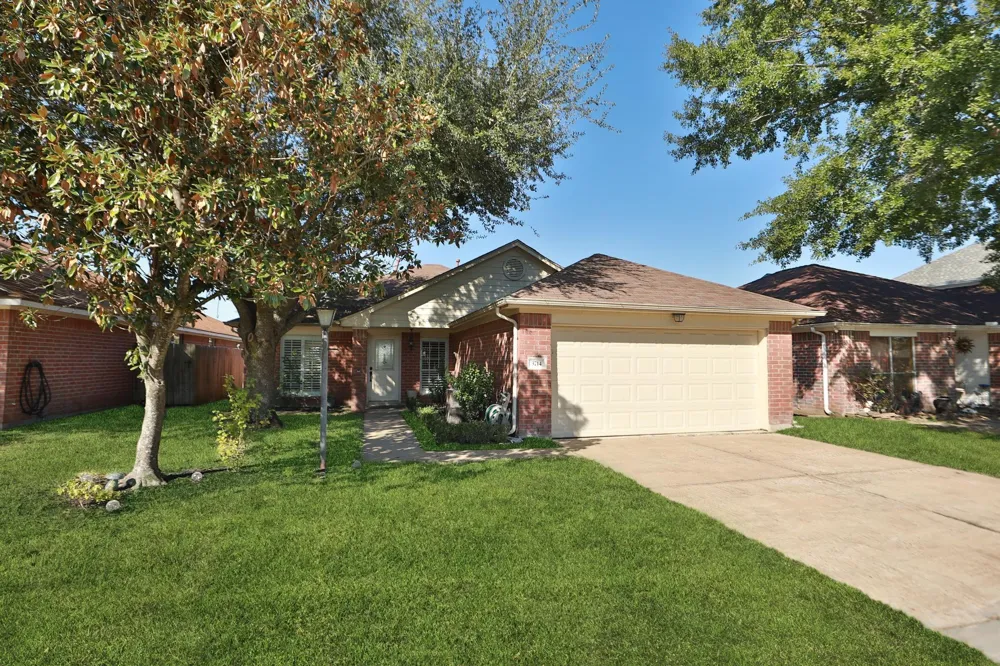 3714 Colleen Woods Circle