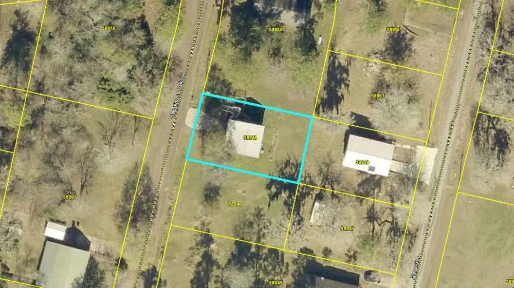 100 Happiness Hollow Coldspring, TX 77331