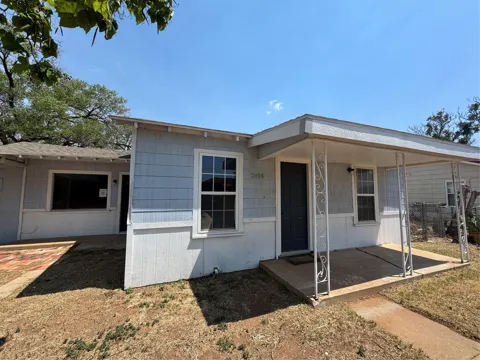 2414 Baylor Street
