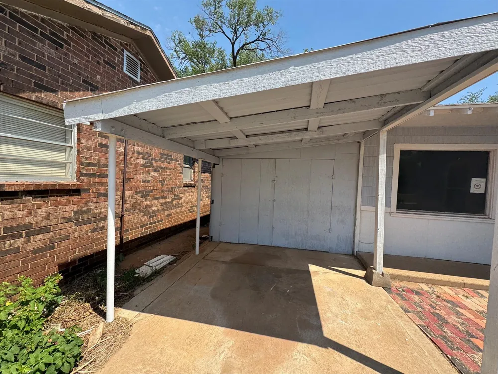 2414 Baylor Street Lubbock, TX 79415