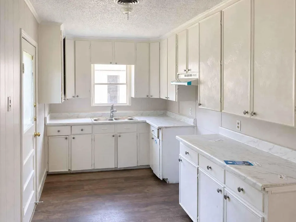 1156 2nd Street Clute, TX 77531