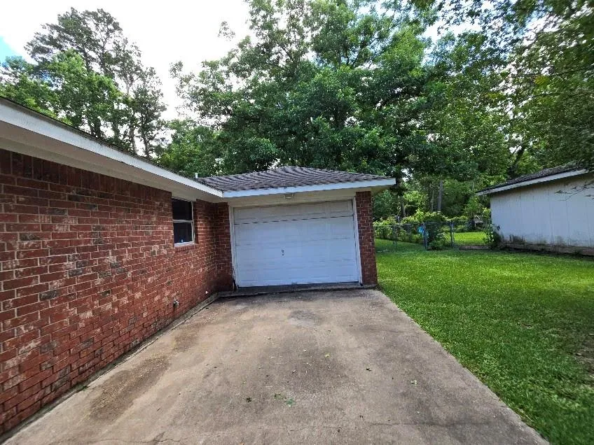 509 Bobcat Lane Daisetta, TX 77533