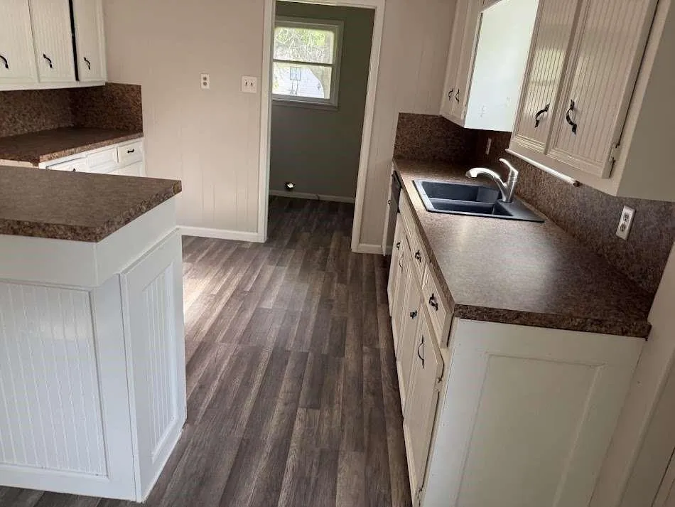 201 Smith Street Clute, TX 77531