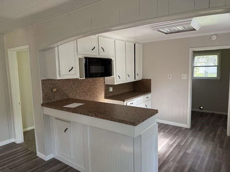 201 Smith Street Clute, TX 77531