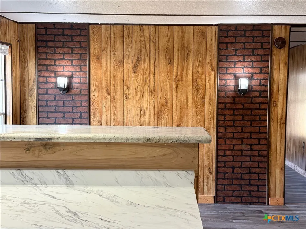 3807 Lands End Court Granbury, TX 76048