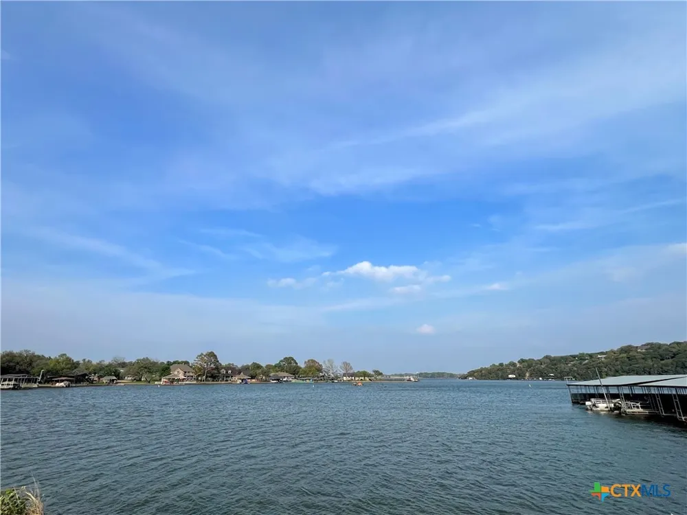 3807 Lands End Court Granbury, TX 76048