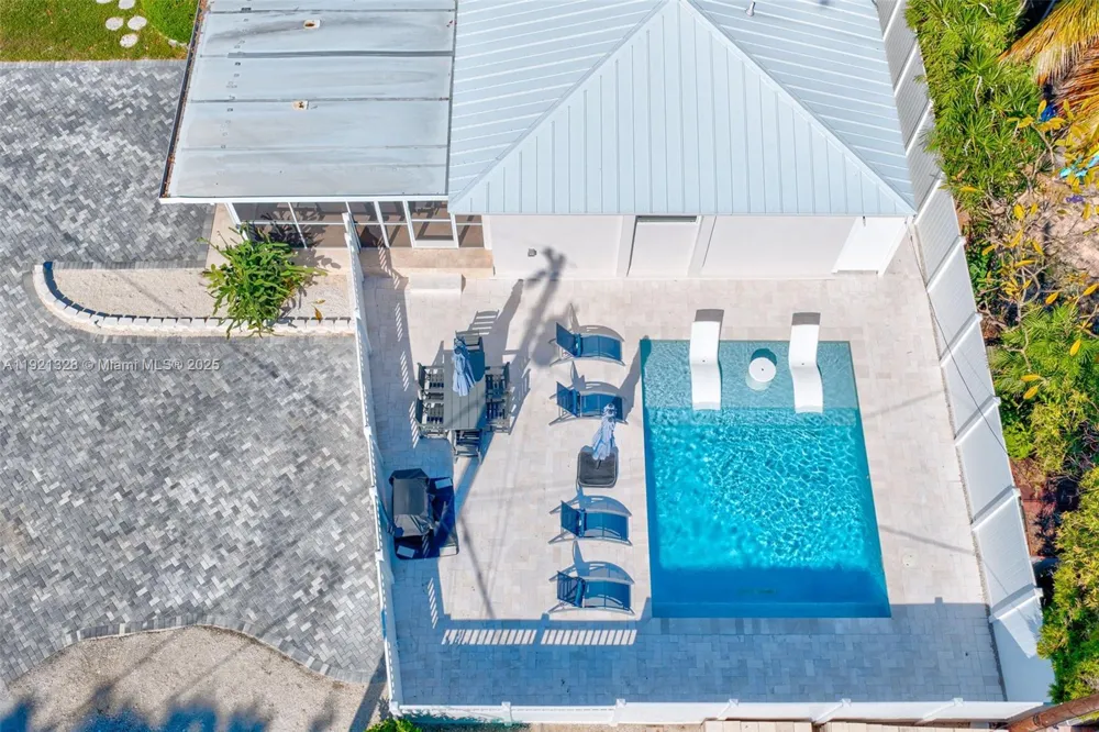 222 2nd Rd Key Largo, FL 33037
