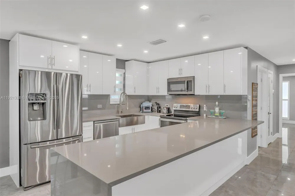 222 2nd Rd Key Largo, FL 33037