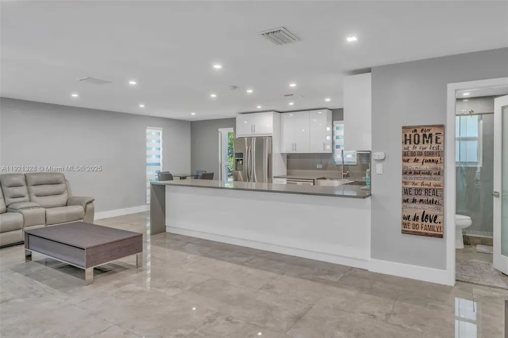 222 2nd Rd Key Largo, FL 33037