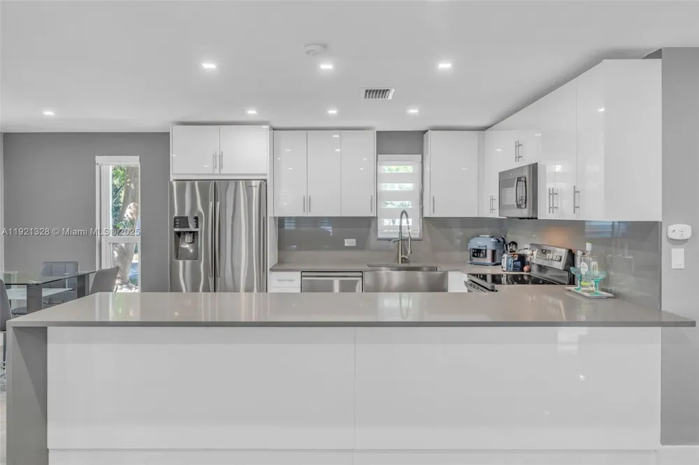 222 2nd Rd Key Largo, FL 33037