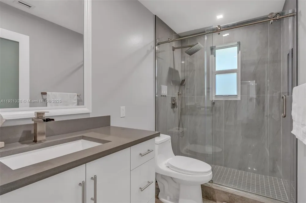222 2nd Rd Key Largo, FL 33037