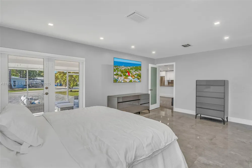 222 2nd Rd Key Largo, FL 33037