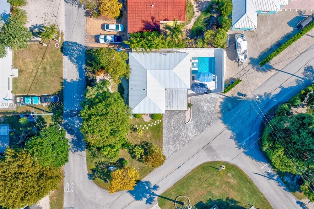 222 2nd Rd Key Largo, FL 33037
