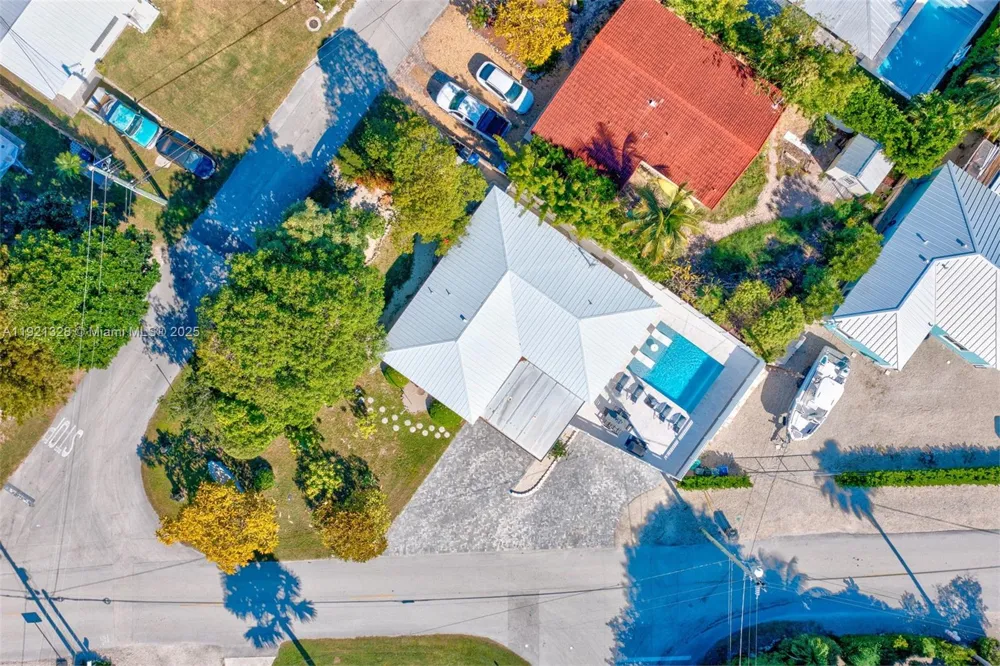 222 2nd Rd Key Largo, FL 33037