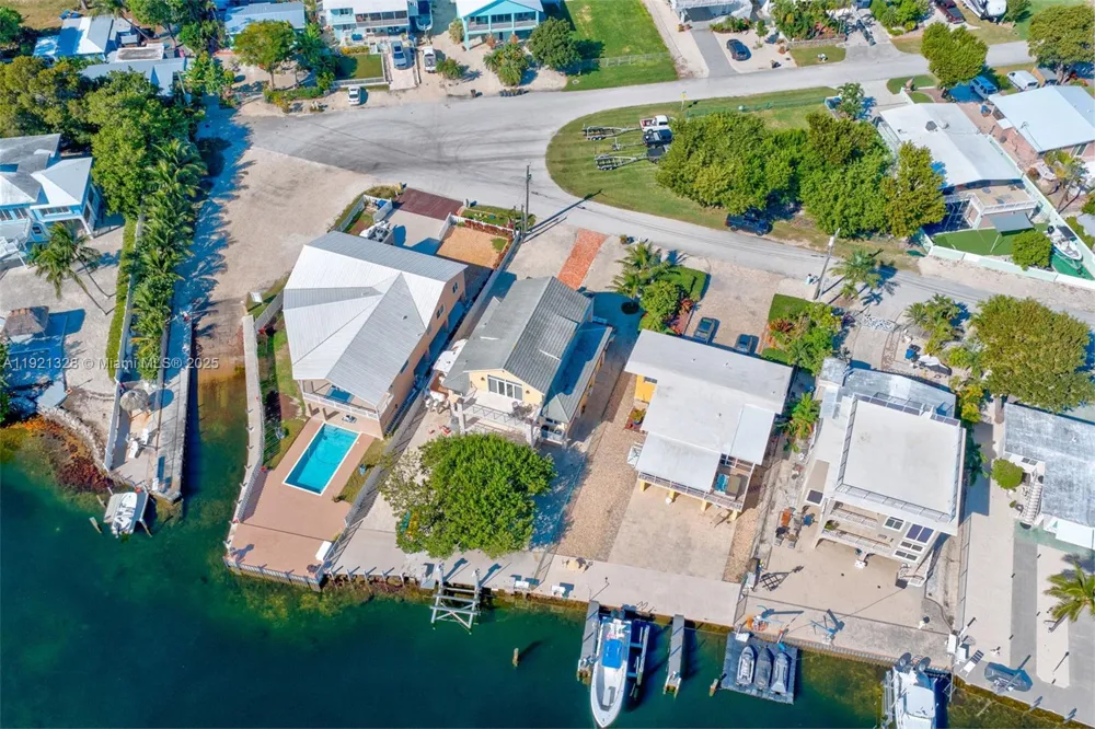 222 2nd Rd Key Largo, FL 33037