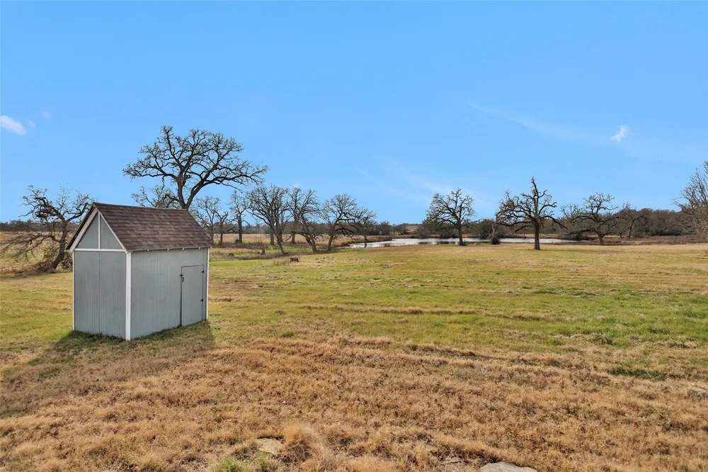 6083 Fm 3060 Midway, TX 75852