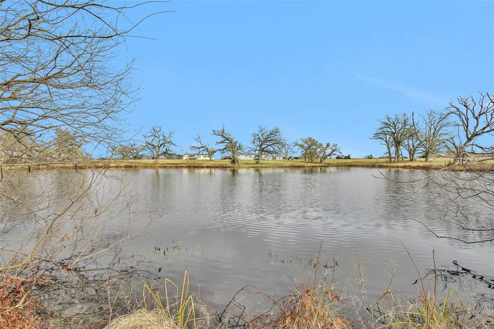 6083 Fm 3060 Midway, TX 75852