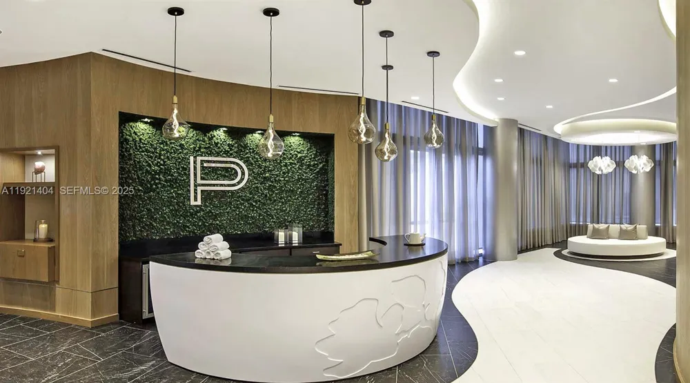 851 NE 1st Ave #1508 Miami, FL 33132