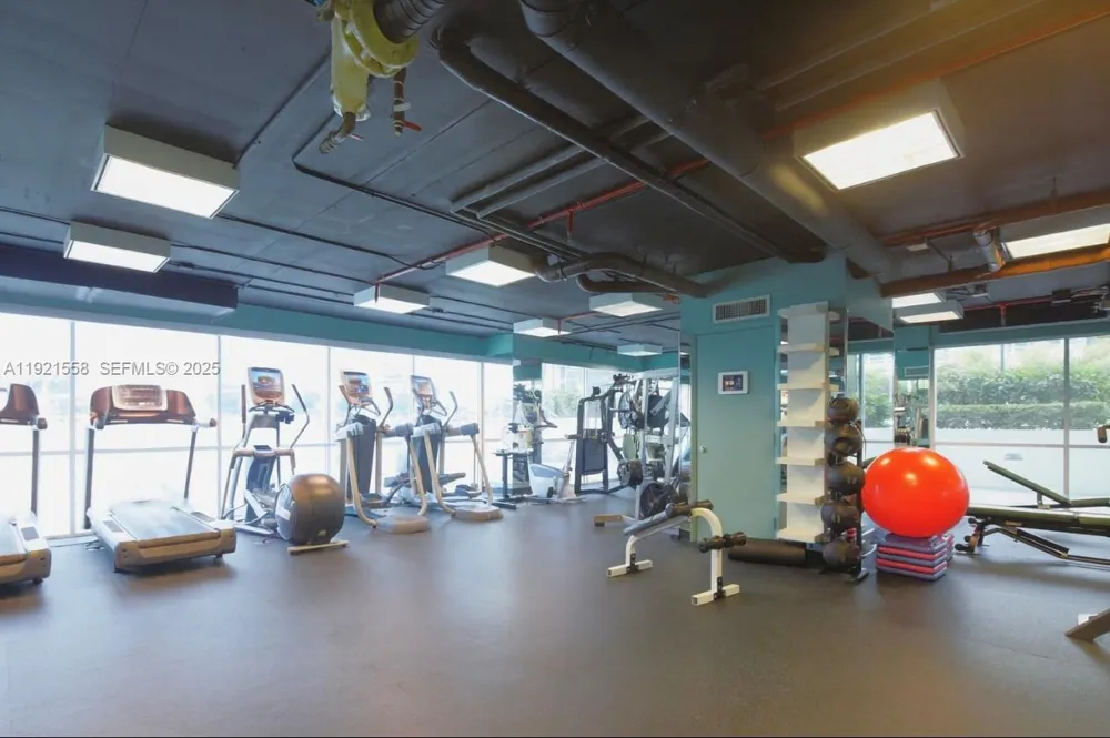 650 West Ave #2801 Miami Beach, FL 33139