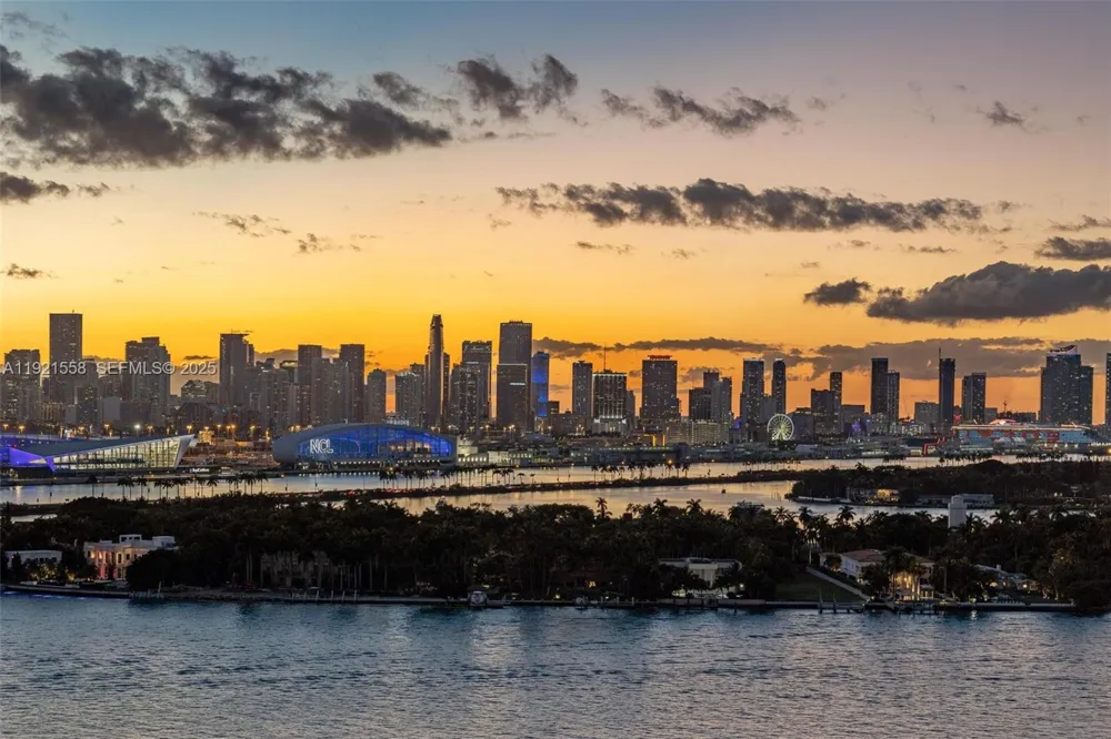 650 West Ave #2801 Miami Beach, FL 33139