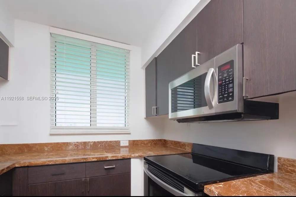 650 West Ave #2801 Miami Beach, FL 33139