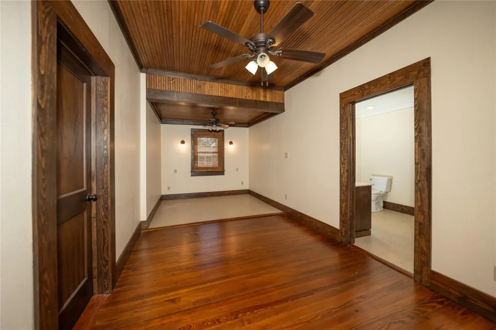 236 S Main Street Grapeland, TX 75844