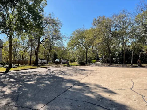 Whittier Oaks Drive