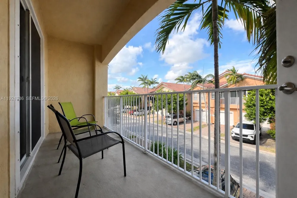 1718 Carvelle Dr #1718 Riviera Beach, FL 33404