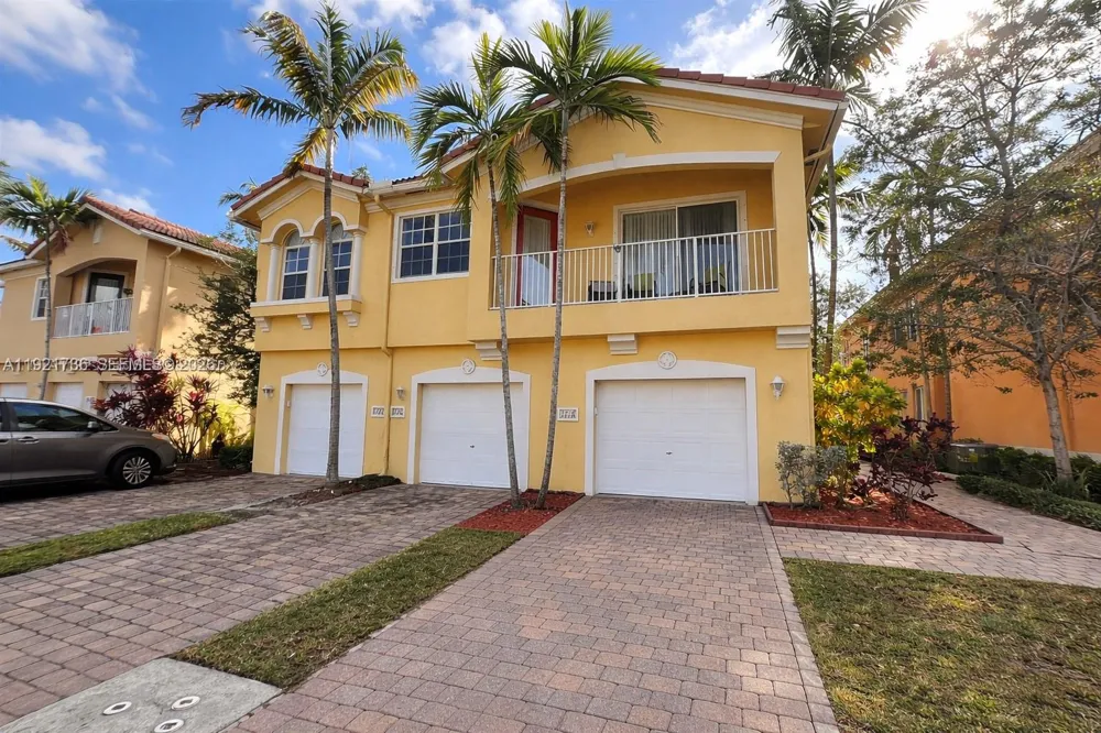 1718 Carvelle Dr #1718 Riviera Beach, FL 33404
