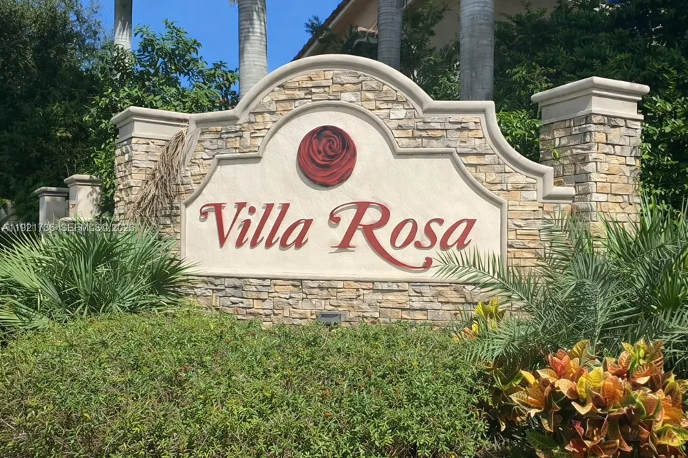 1718 Carvelle Dr #1718 Riviera Beach, FL 33404